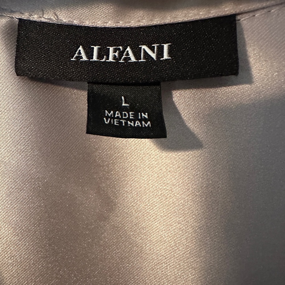 Satin shirt in Cream champagne by Alfani. - Picture 6 of 7